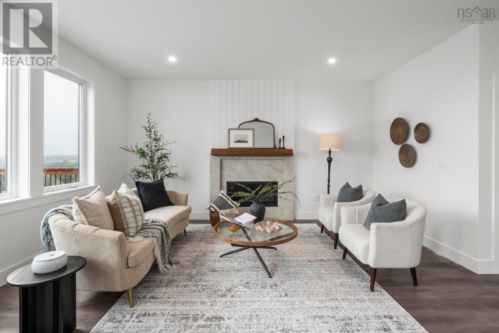 16 Wanders Way Property Photo 6