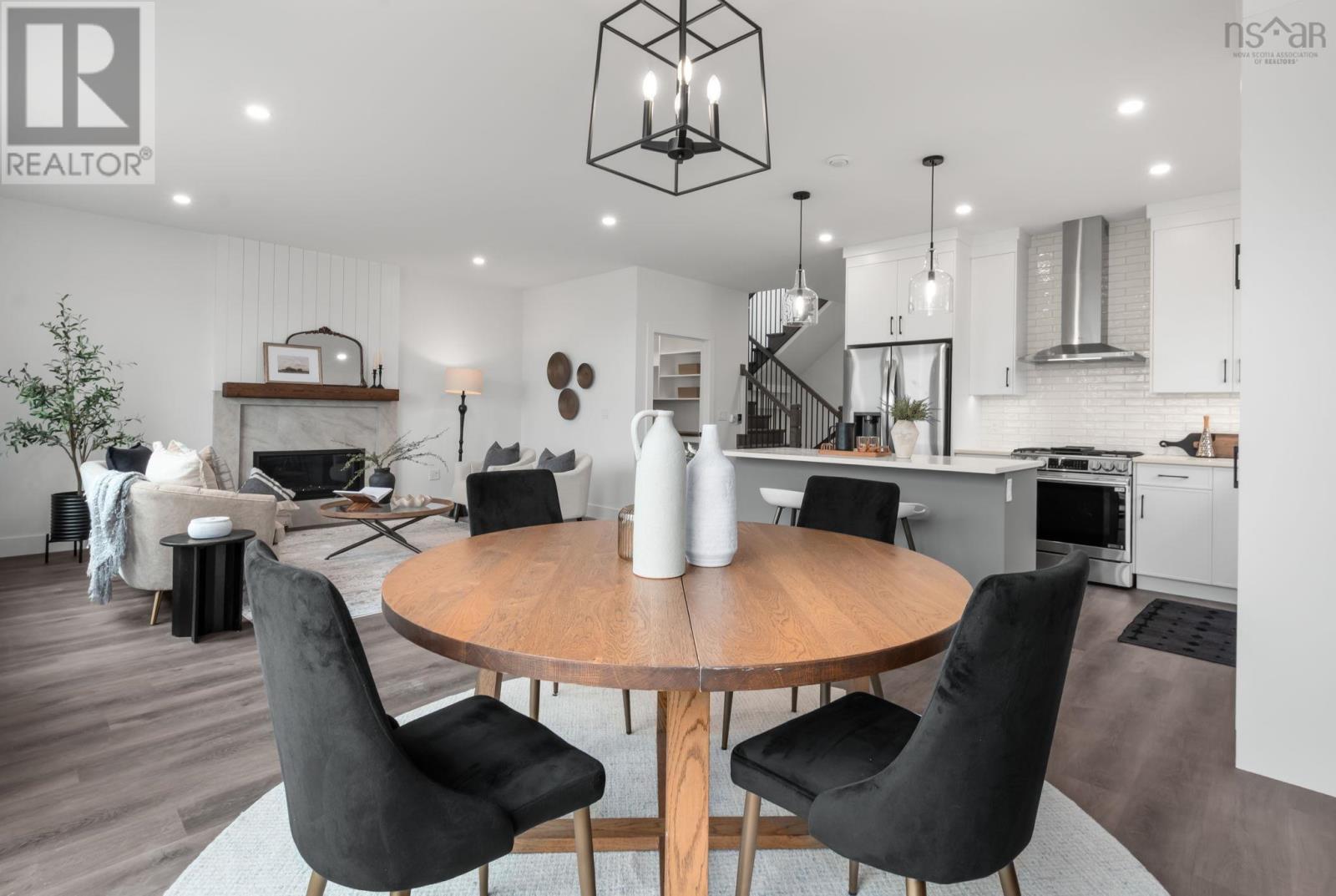 16 Wanders Way Property Photo 13