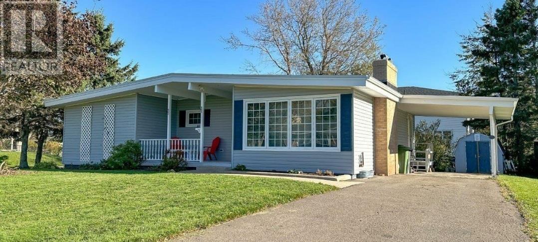 46 Saunders Avenue Property Photo 1