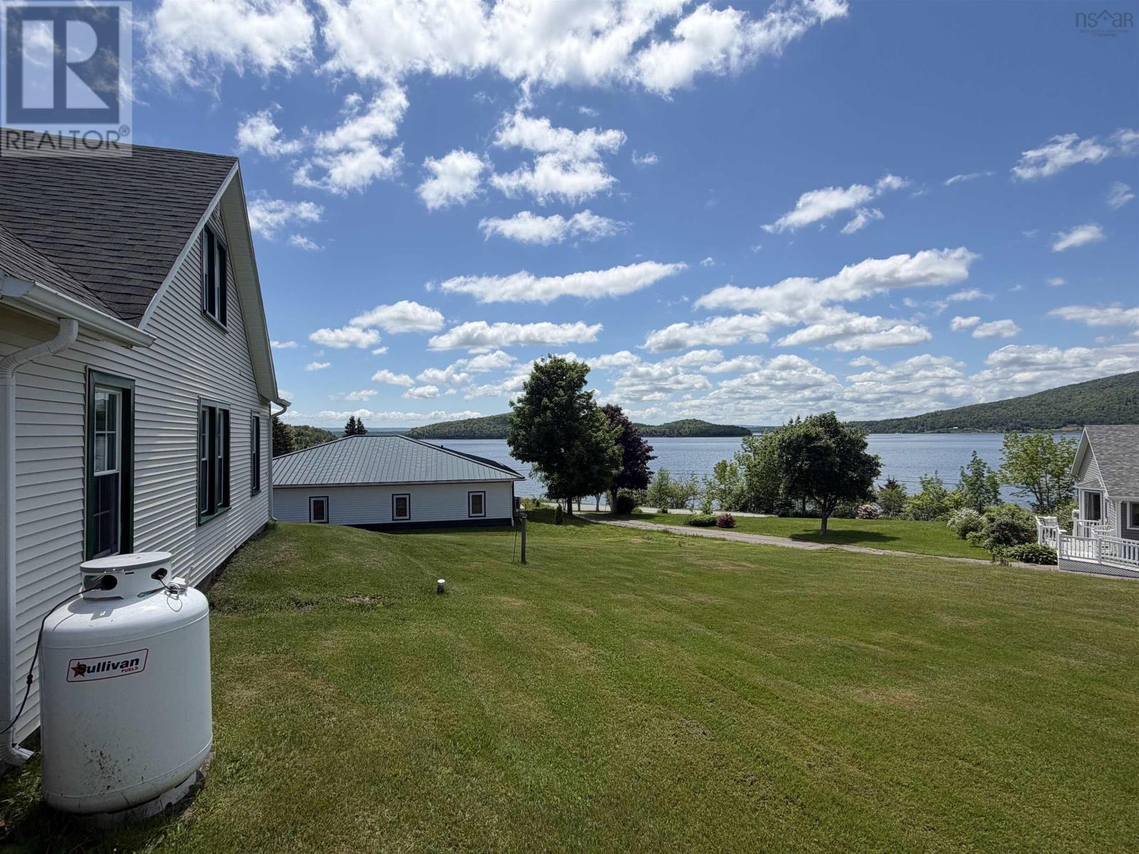 9596 105 Highway Property Photo 7