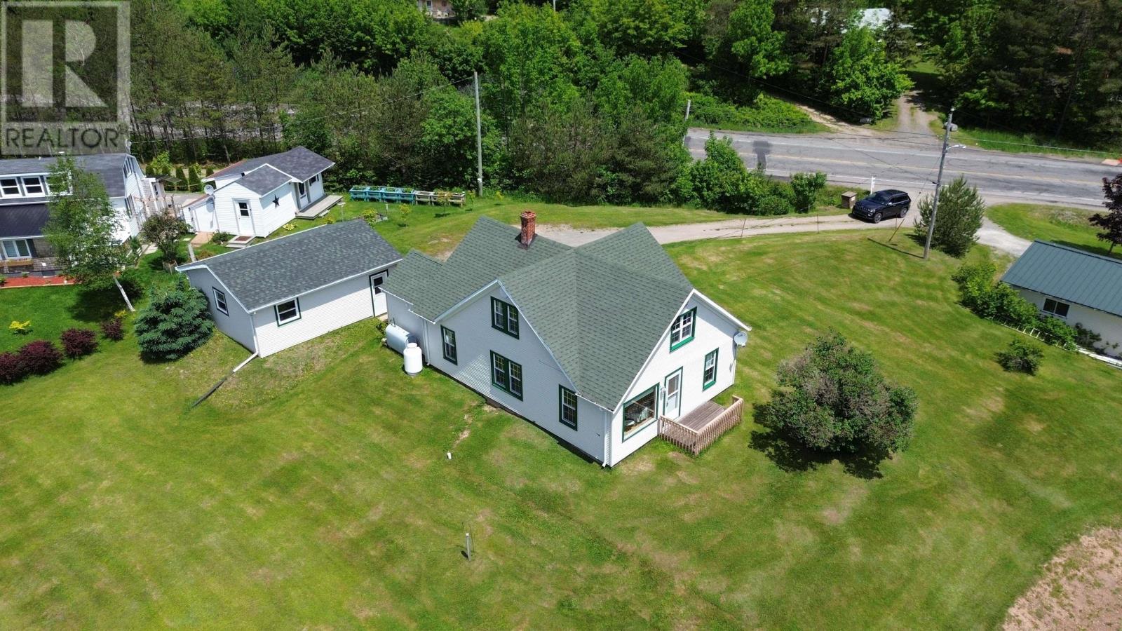 9596 105 Highway Property Photo 18