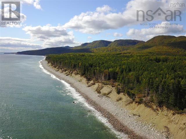 41251 Cabot Trail Property Photo 1