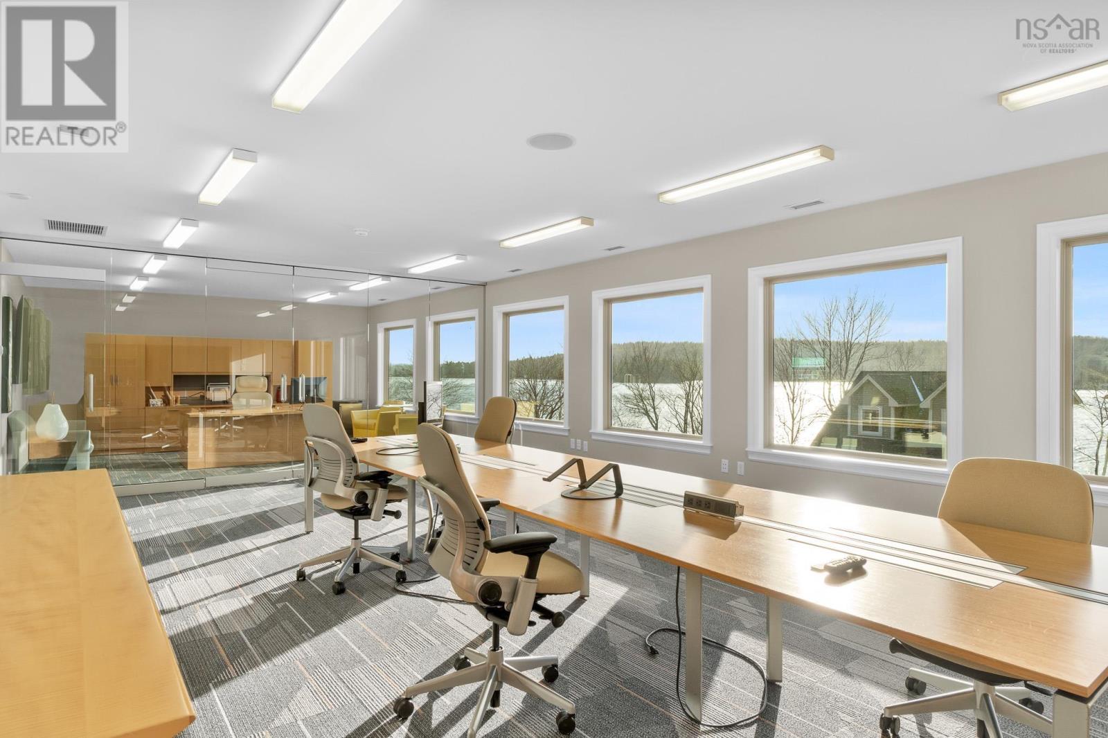 3175 Highway 2 Property Photo 9