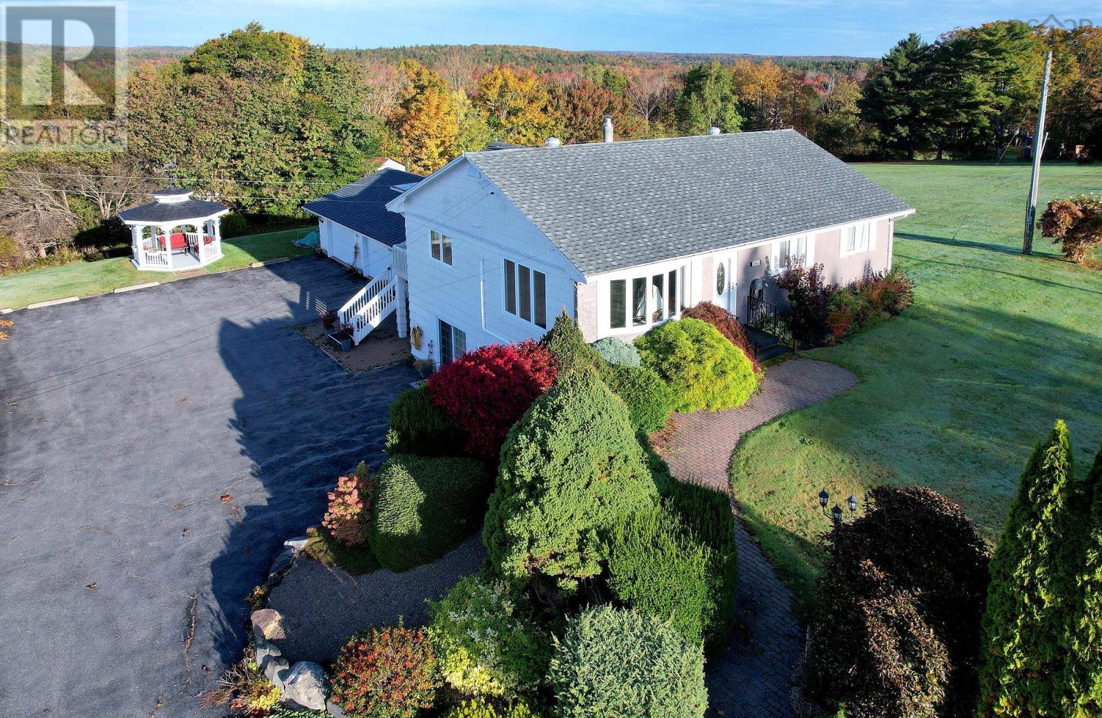 2865 Highway 340 Property Photo 1