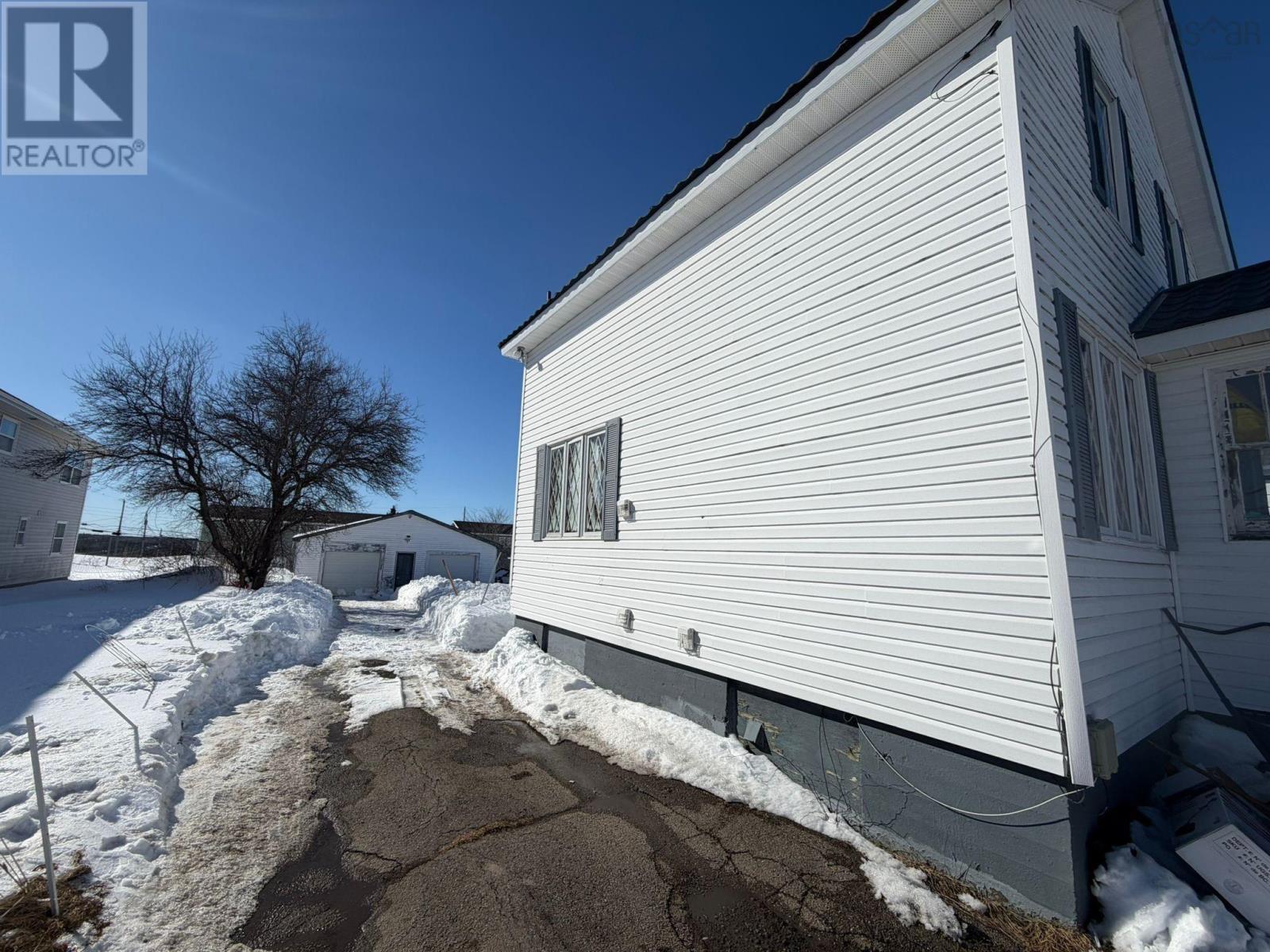 1162 George Street Property Photo 4
