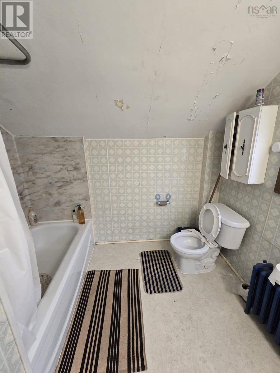 1162 George Street Property Photo 9