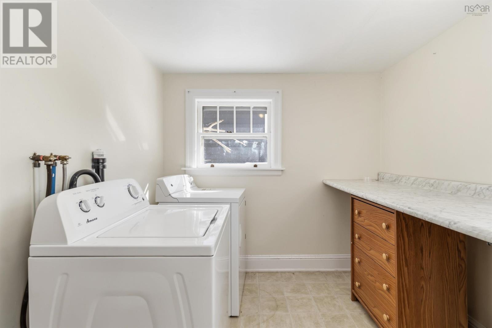41 Alexandra Avenue Property Photo 20
