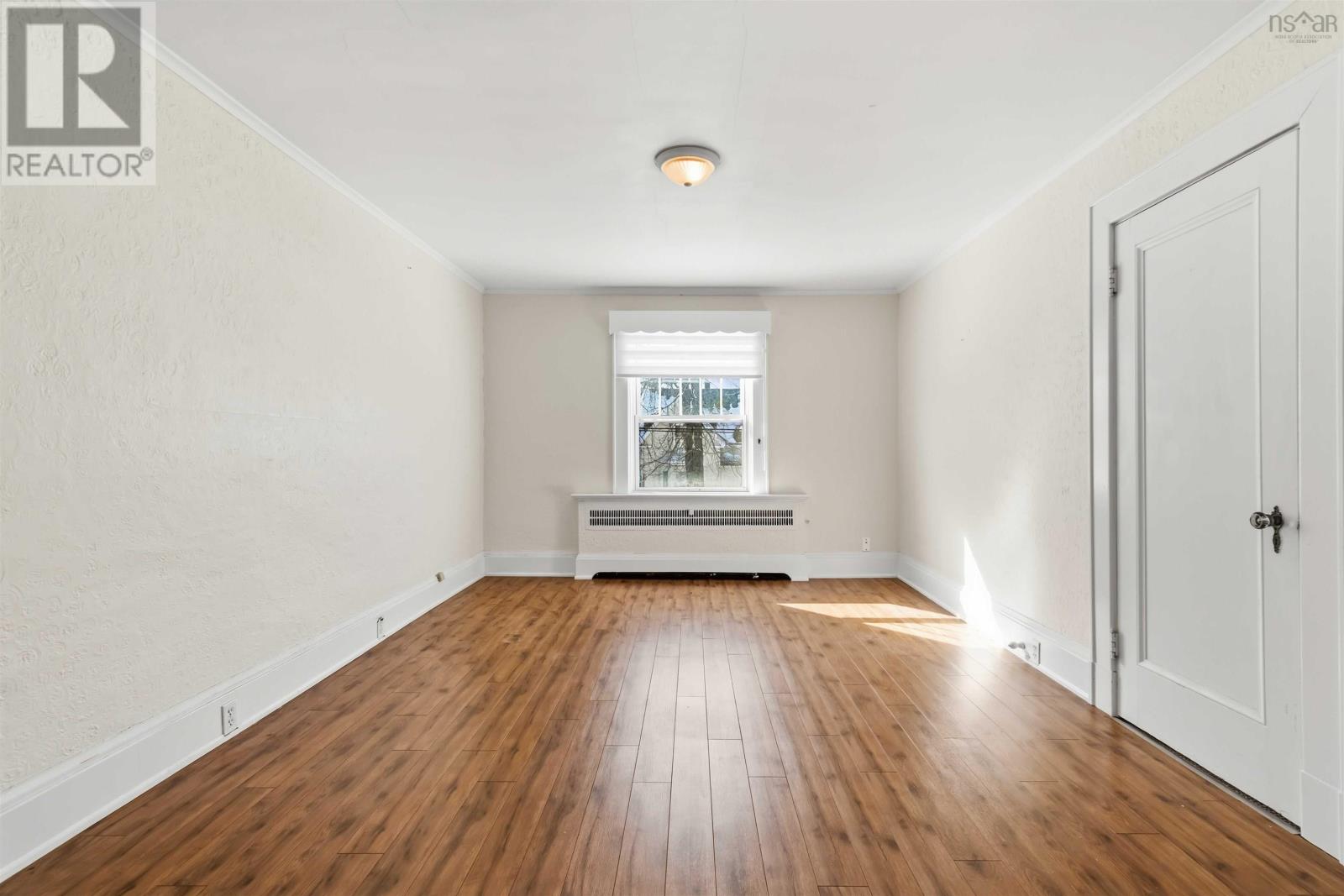 41 Alexandra Avenue Property Photo 25