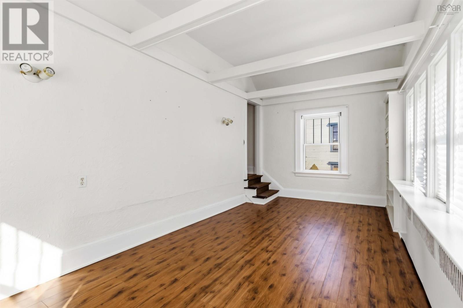 41 Alexandra Avenue Property Photo 27
