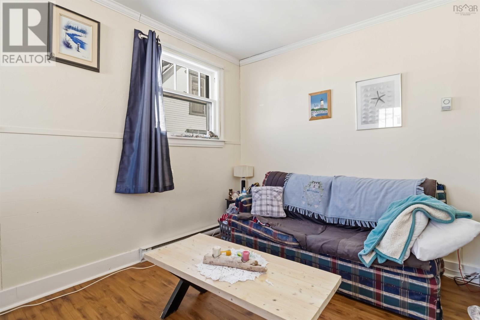 41 Alexandra Avenue Property Photo 39