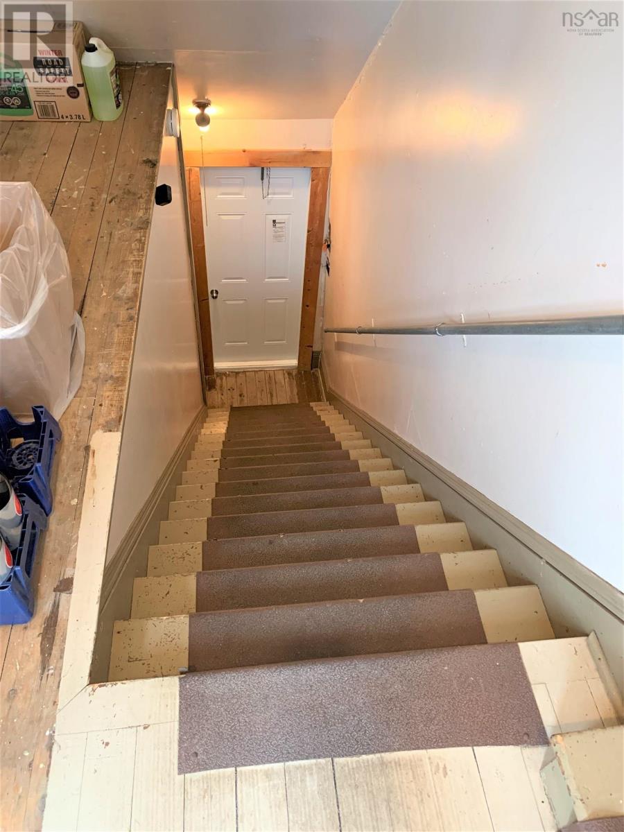 6 Junction Road Property Photo 18