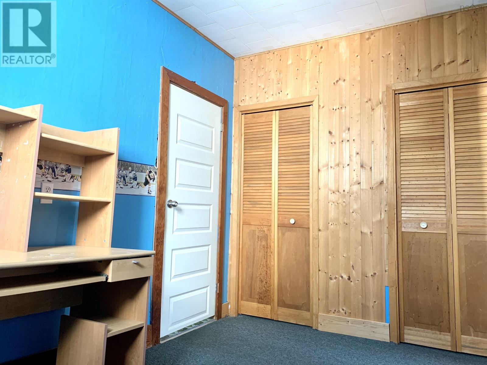 6 Junction Road Property Photo 35