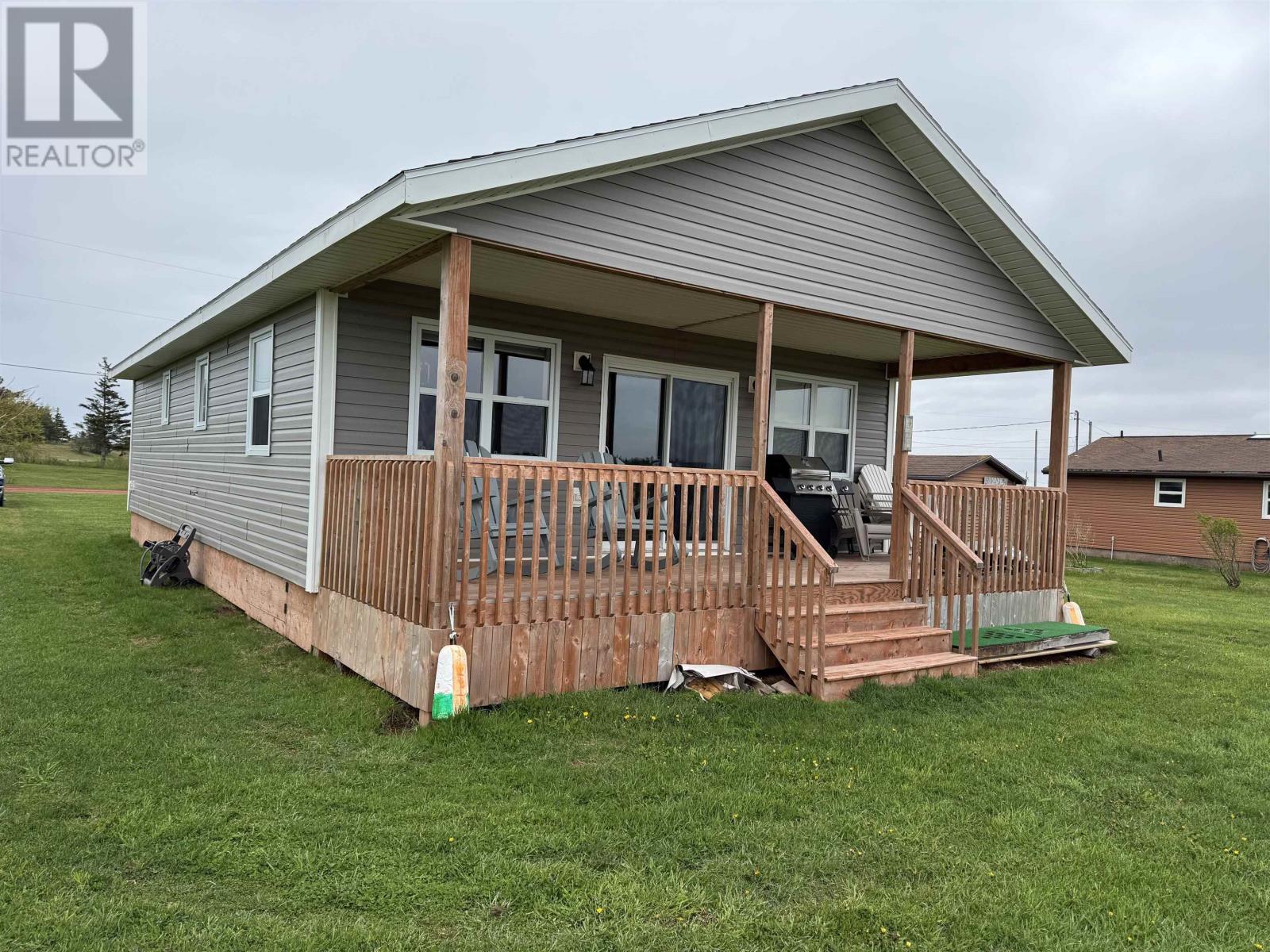 448 Hebrides Lane Property Photo 1