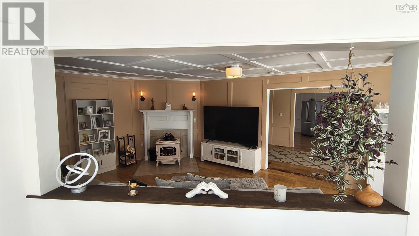 7 Candy Lane Property Photo 17