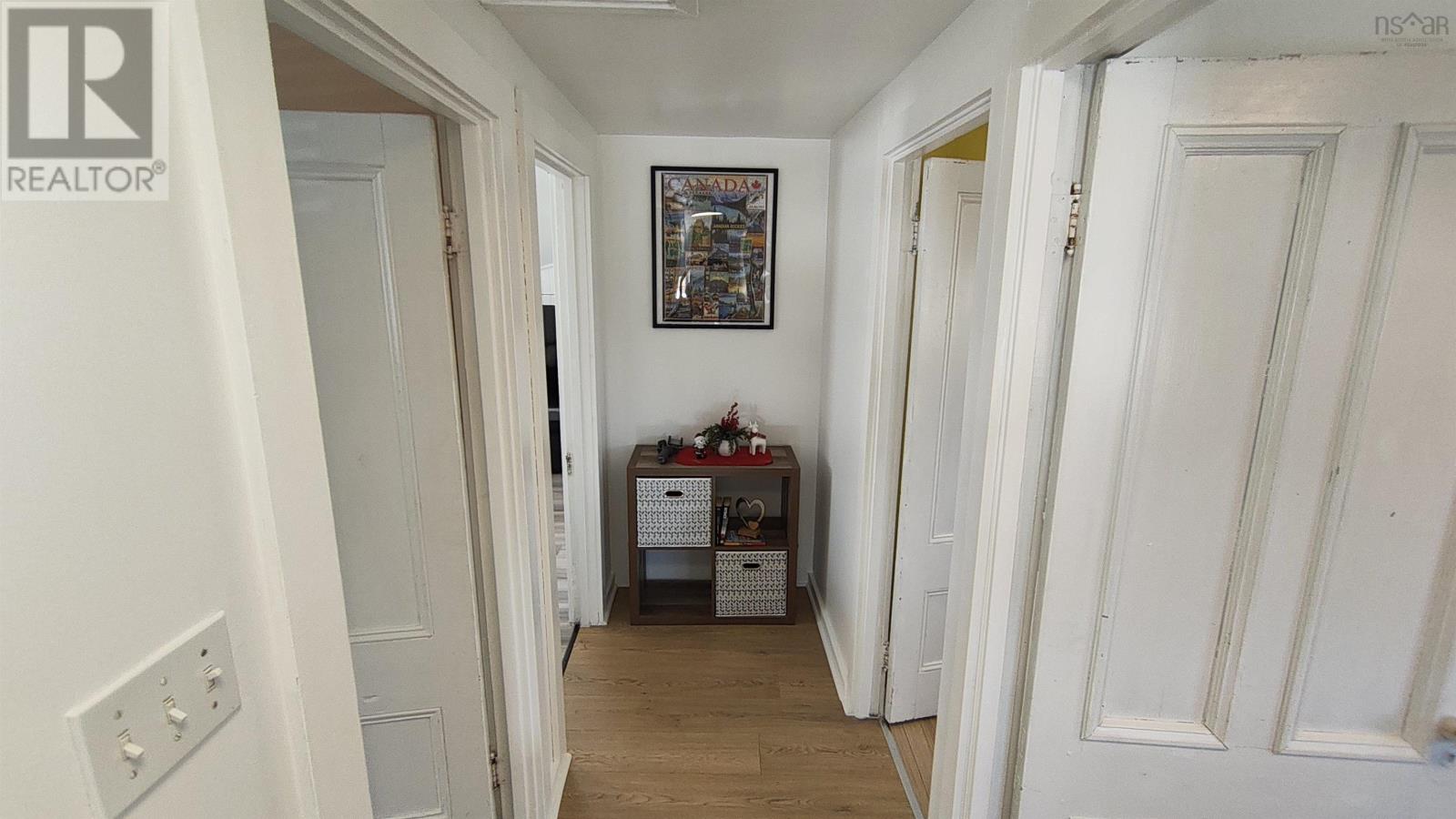 7 Candy Lane Property Photo 35