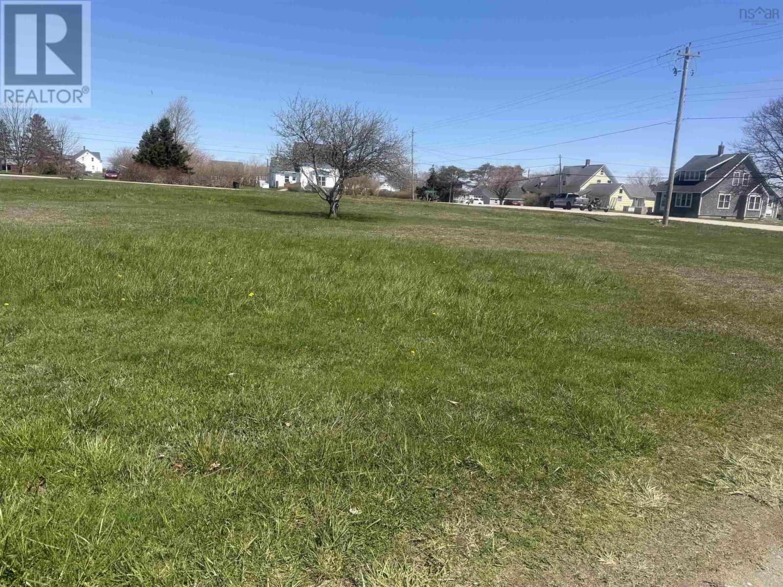 1800 335 Highway Property Photo 3