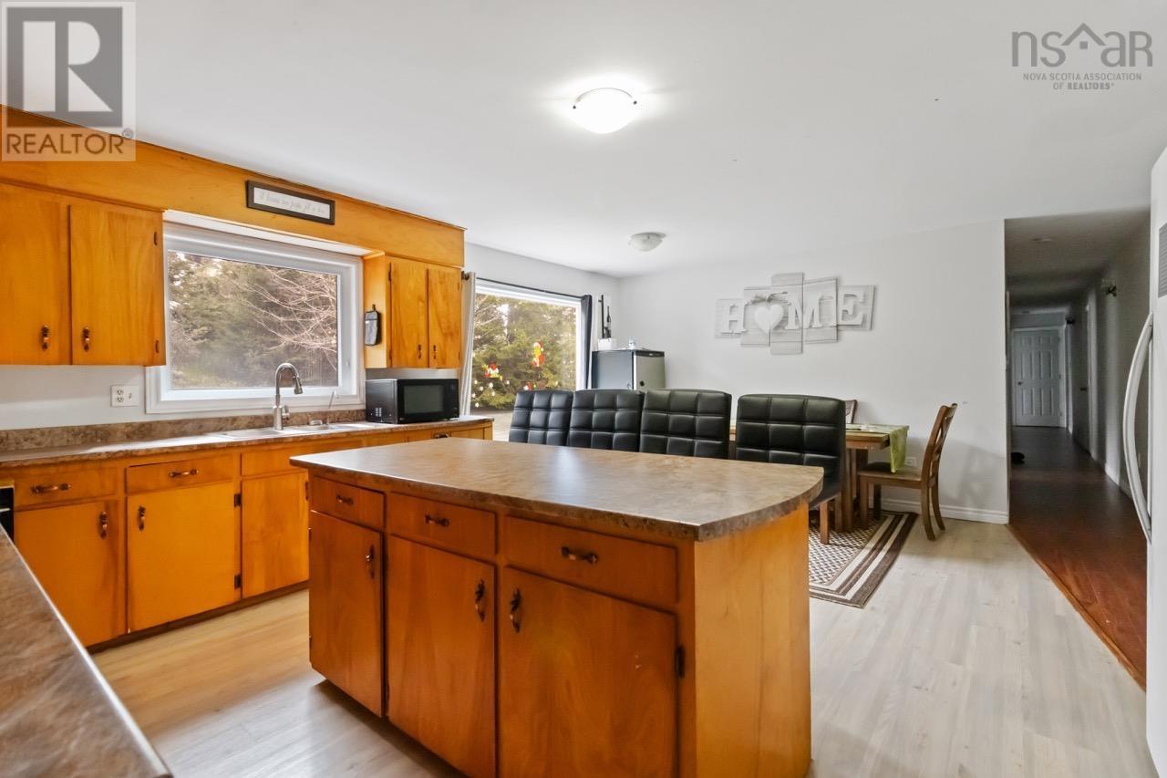 3728 Prospect Road Property Photo 18