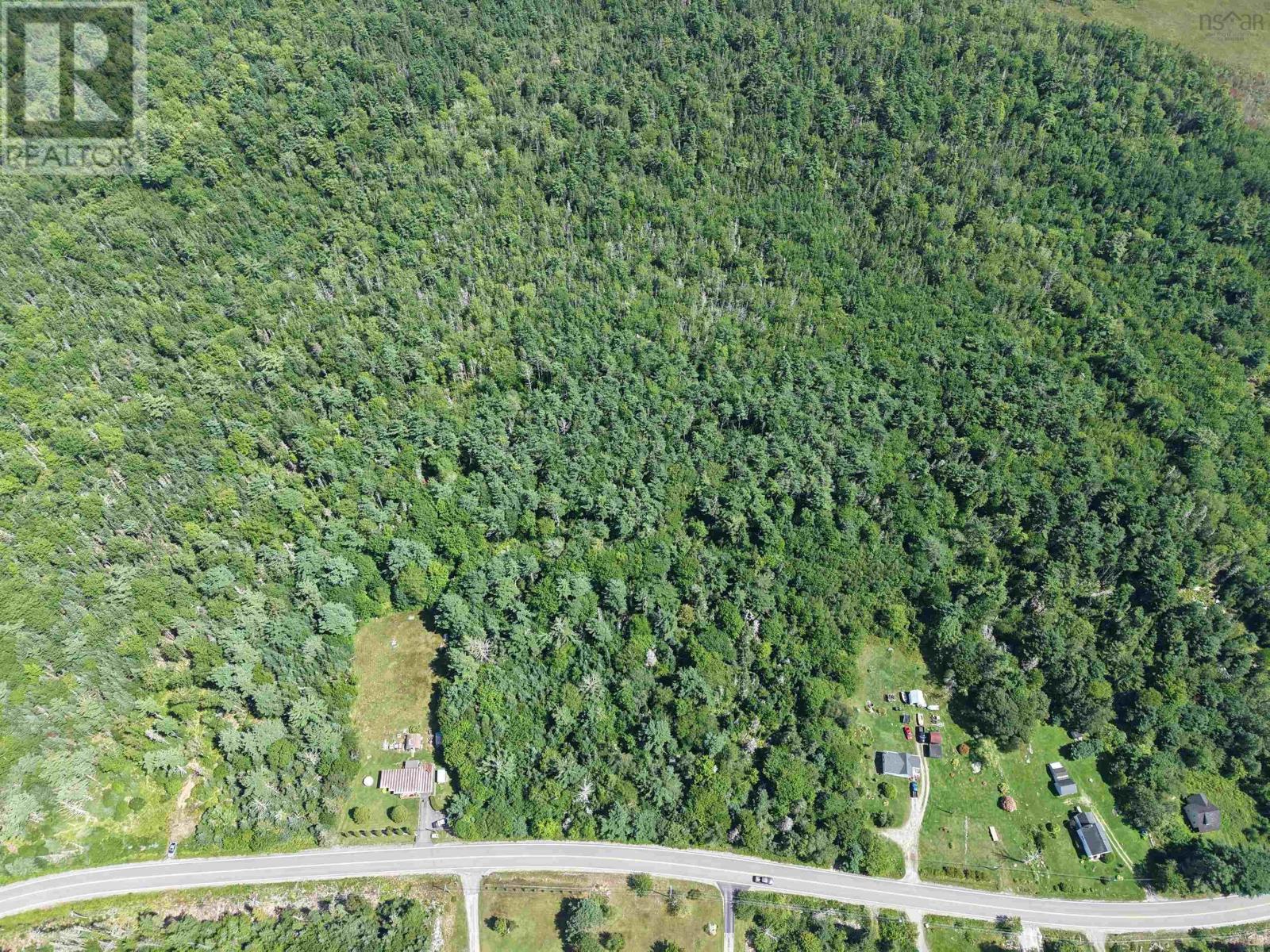 Highway 3 Property Photo 9