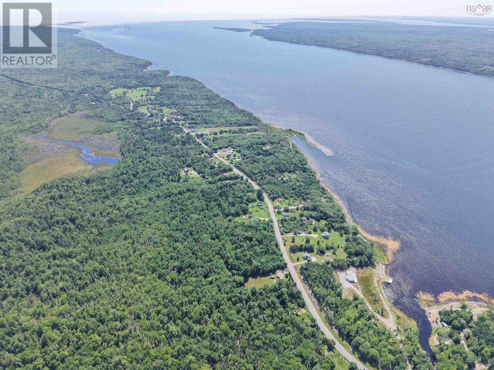 Highway 3 Property Photo 15