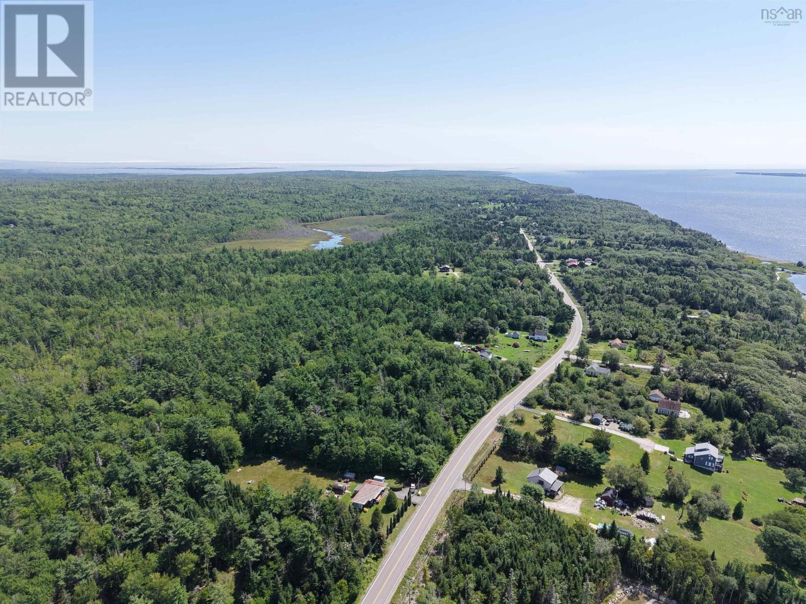 Highway 3 Property Photo 16