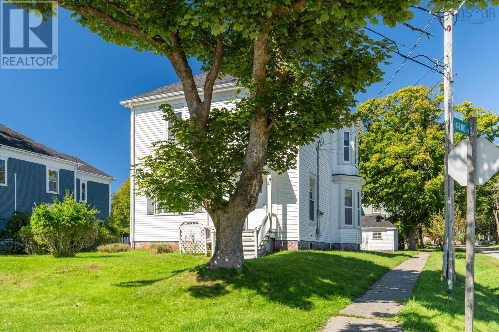 48 Albert Street Property Photo 2