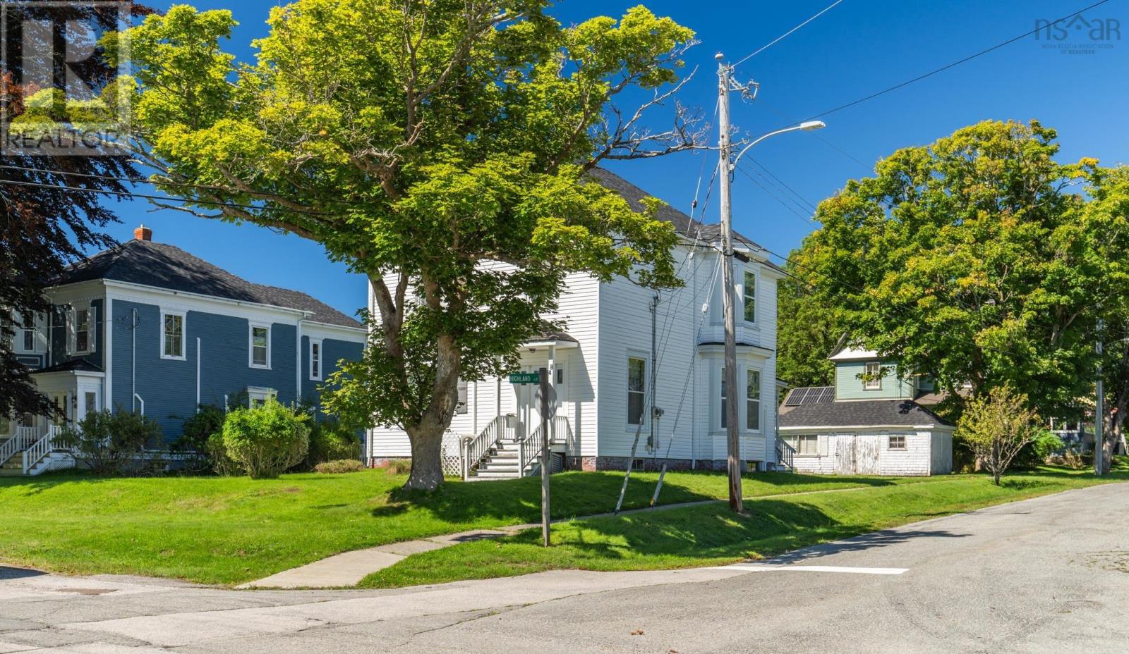 48 Albert Street Property Photo 4