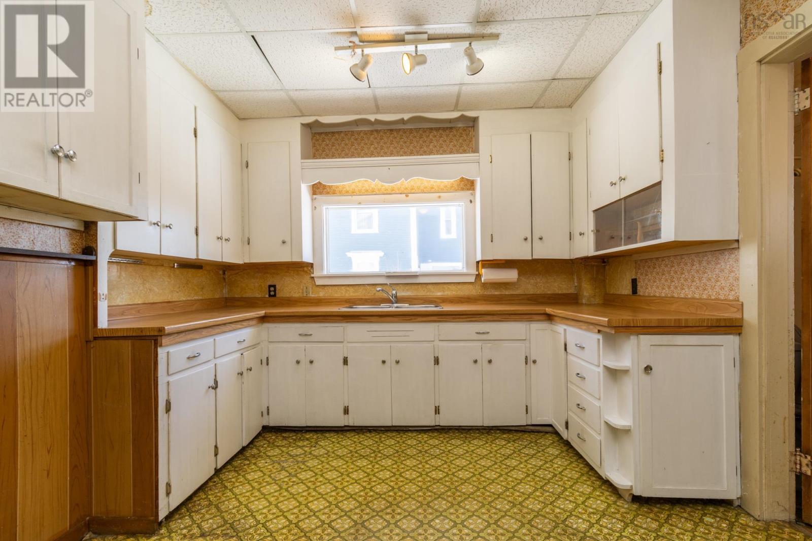 48 Albert Street Property Photo 10
