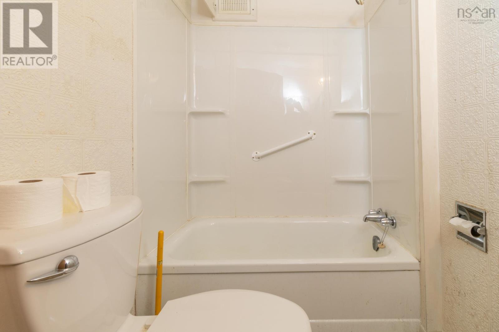 48 Albert Street Property Photo 13