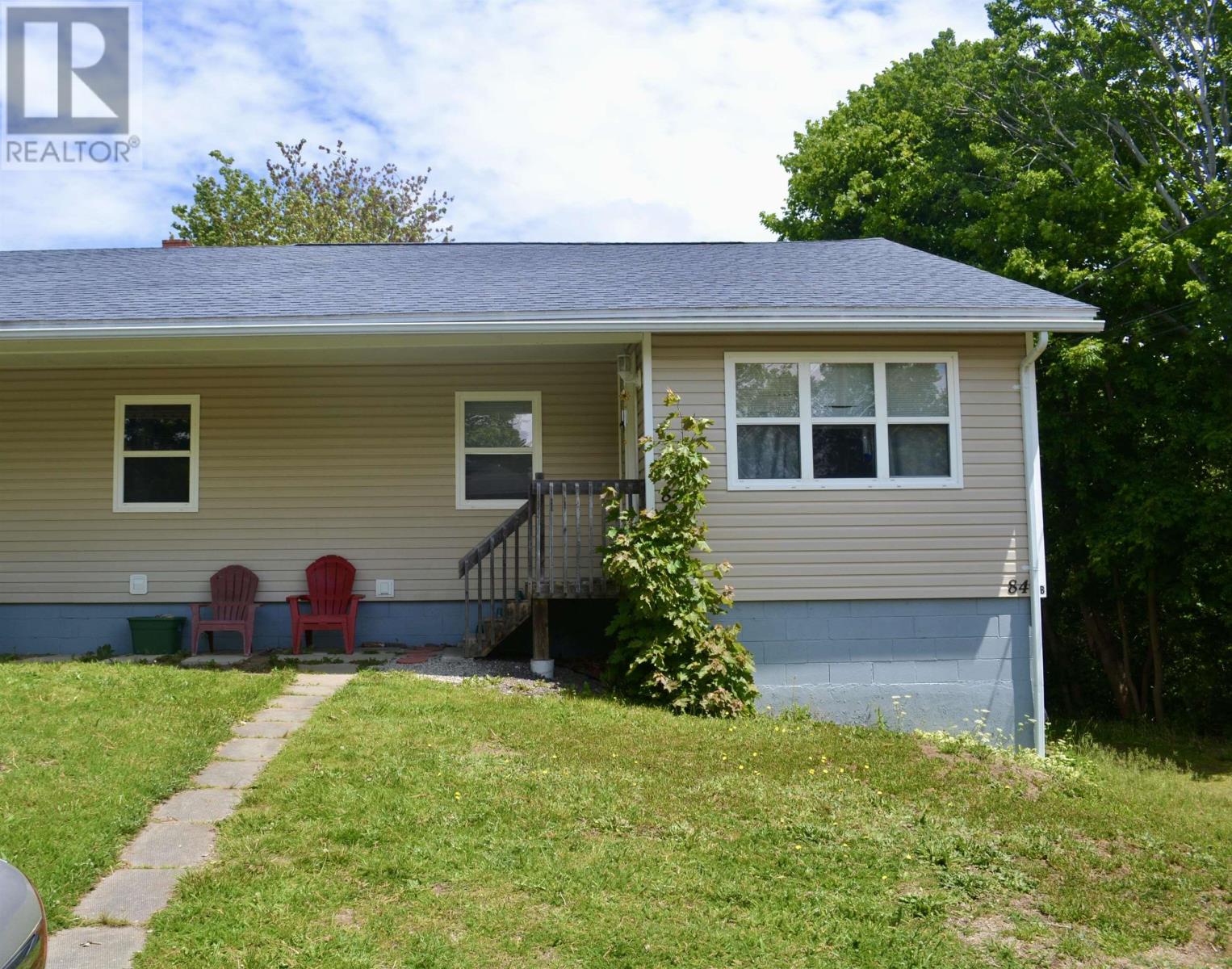 84 Third Avenue Property Photo 1