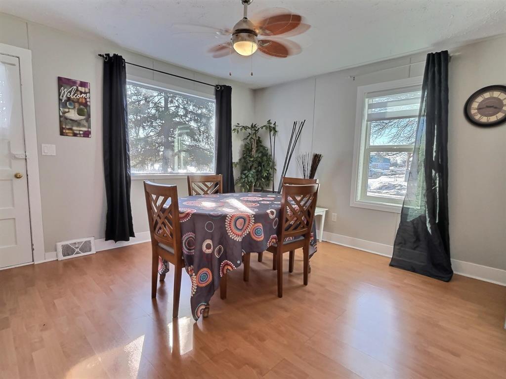 402 Richhill Avenue E Property Photo 17