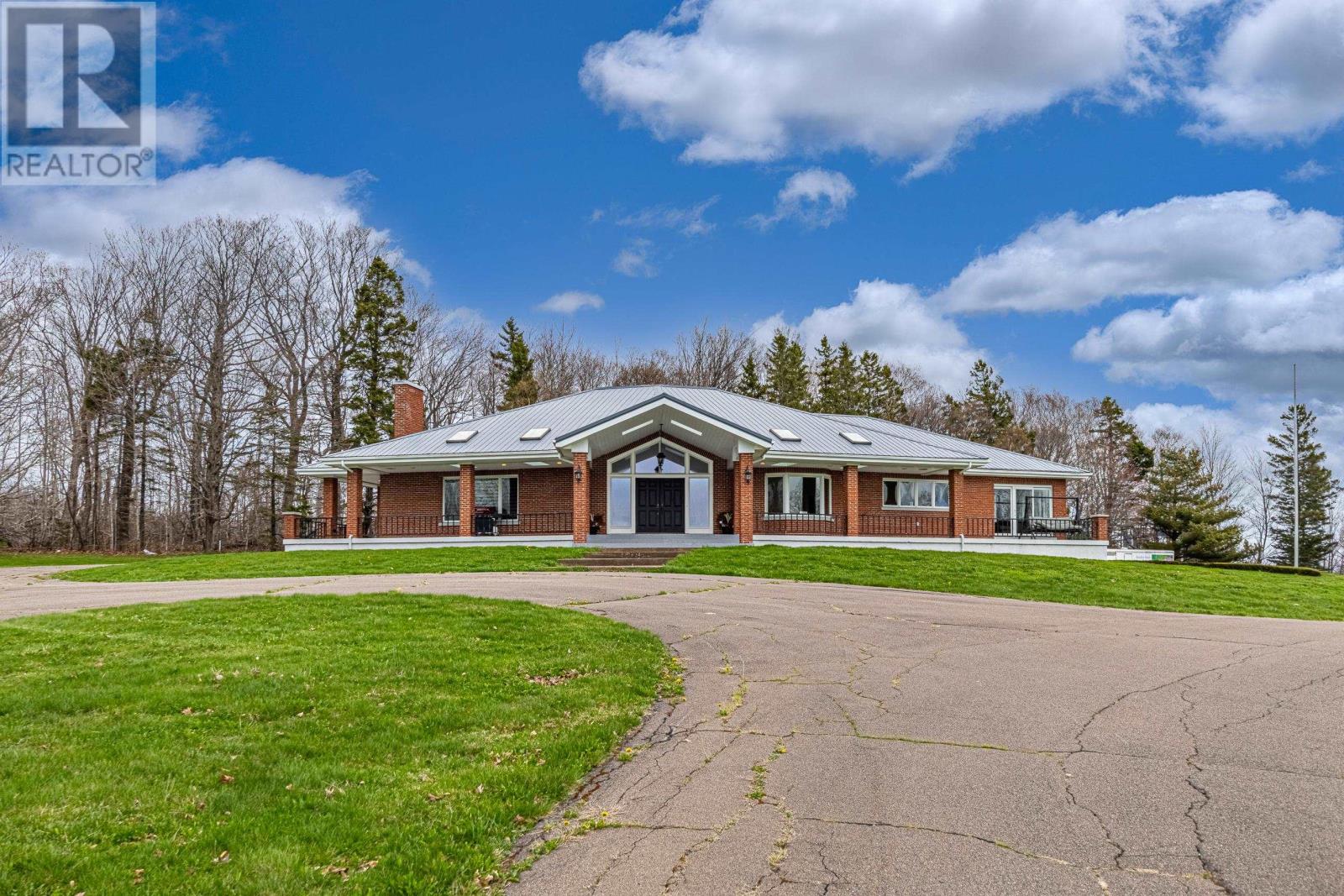 600 Malpeque Road Property Photo 1