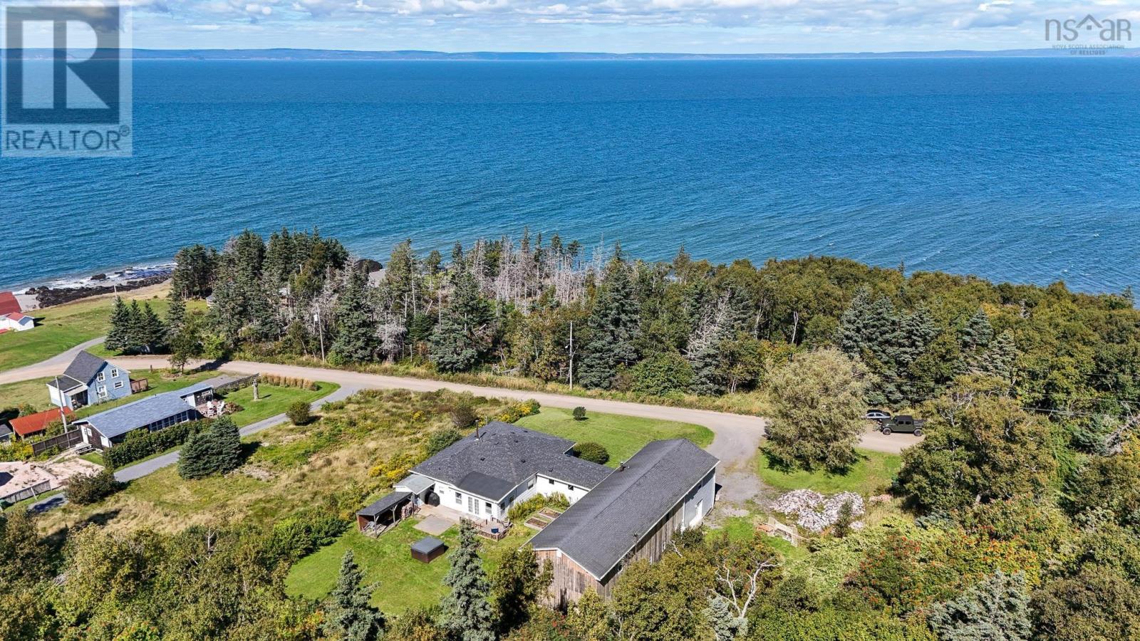 60 Cove Road Property Photo 4