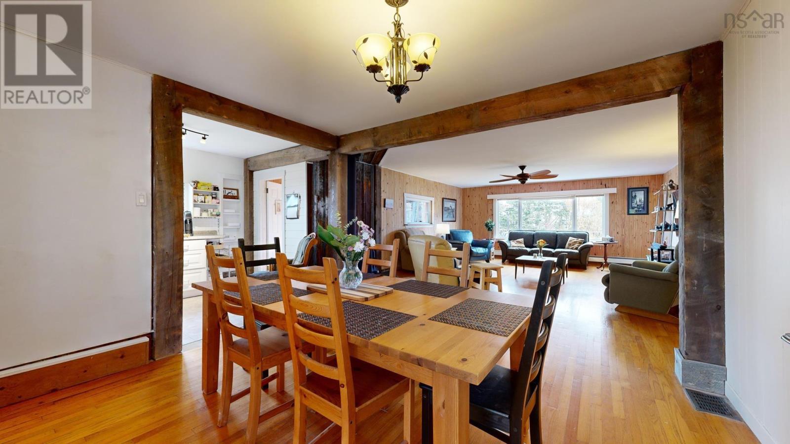 60 Cove Road Property Photo 9