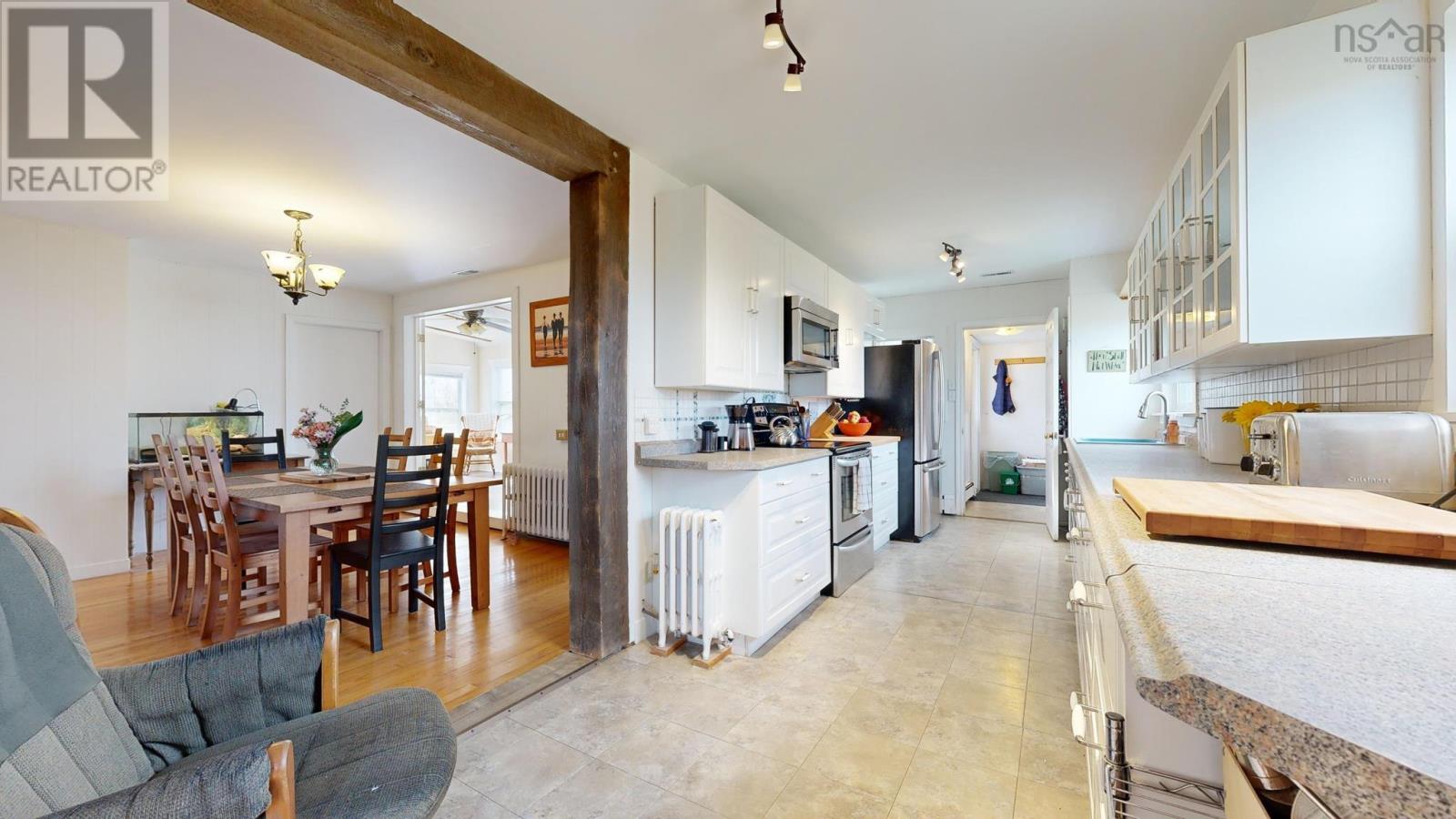 60 Cove Road Property Photo 17
