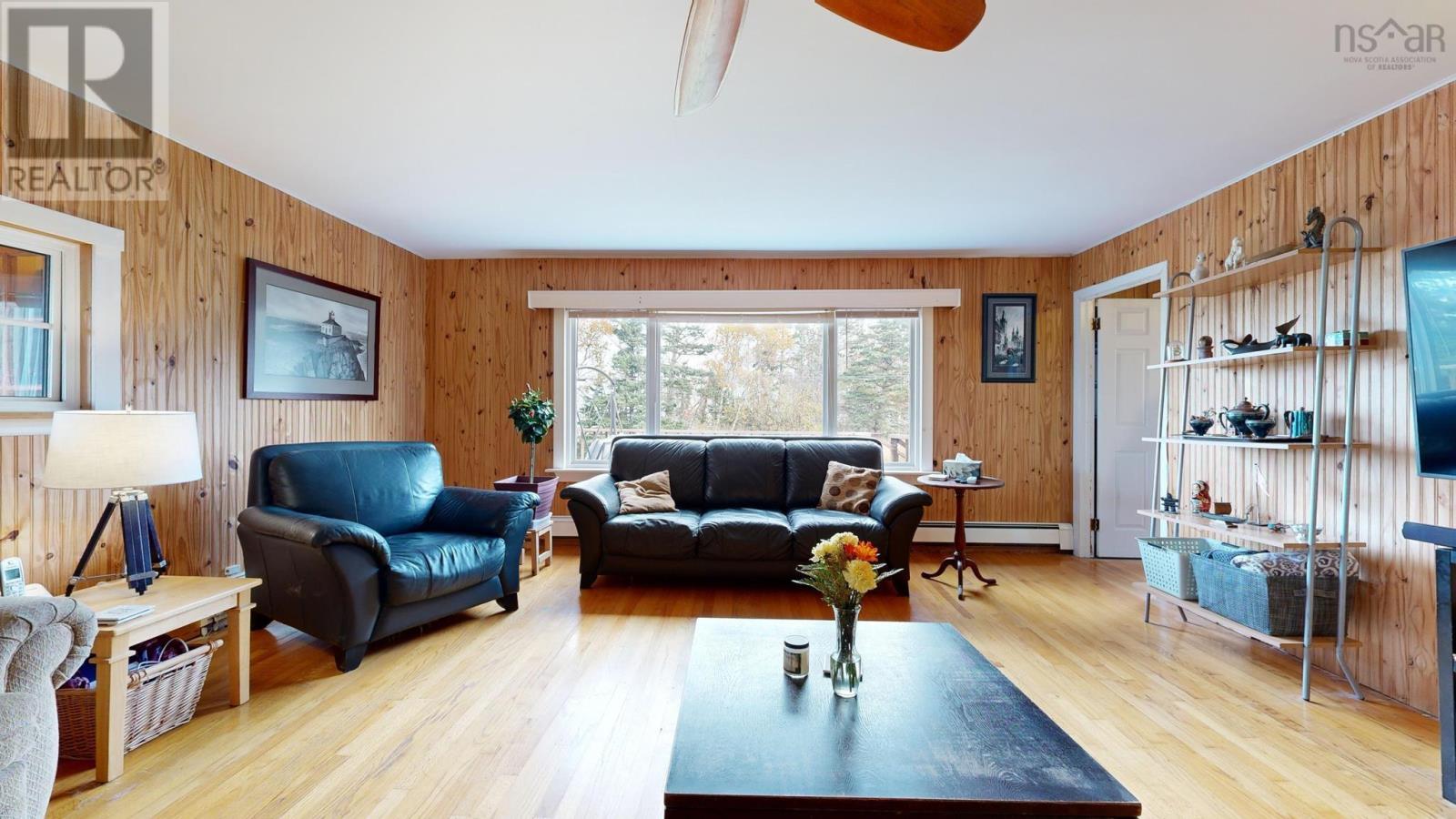 60 Cove Road Property Photo 19