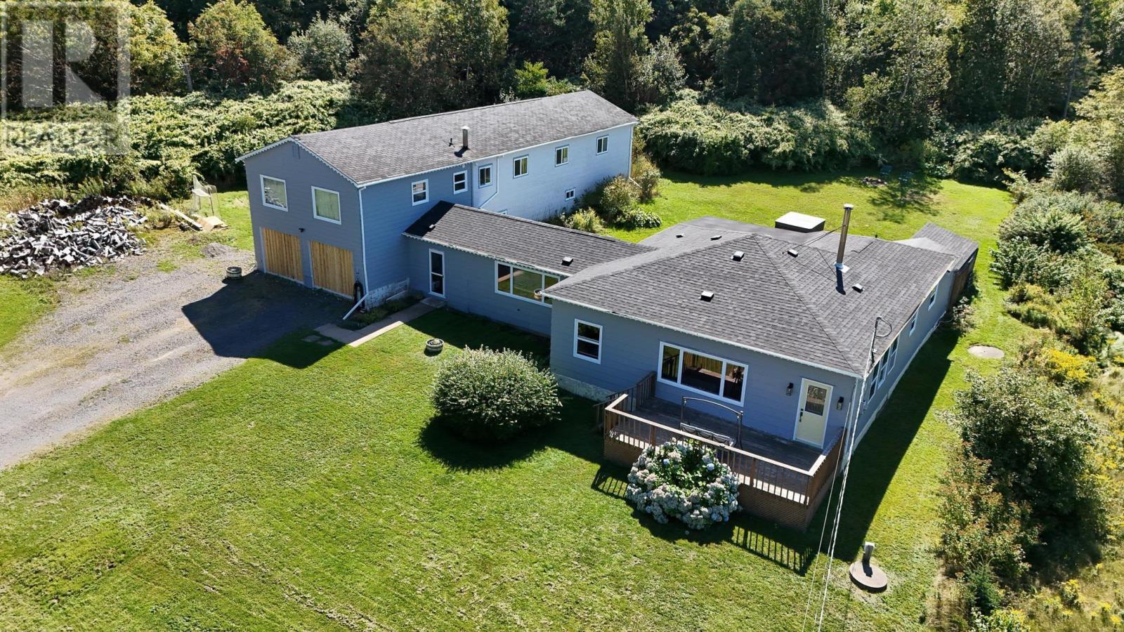 60 Cove Road Property Photo 46