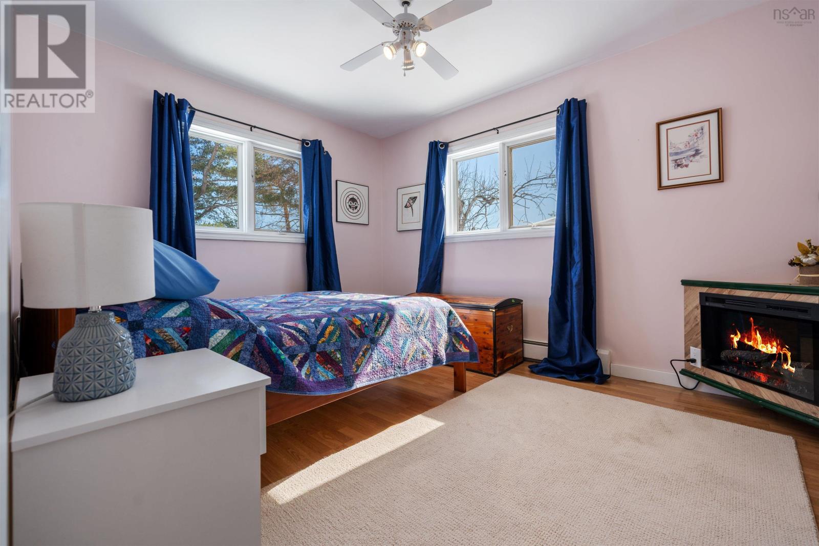 209 Louise Street Property Photo 30