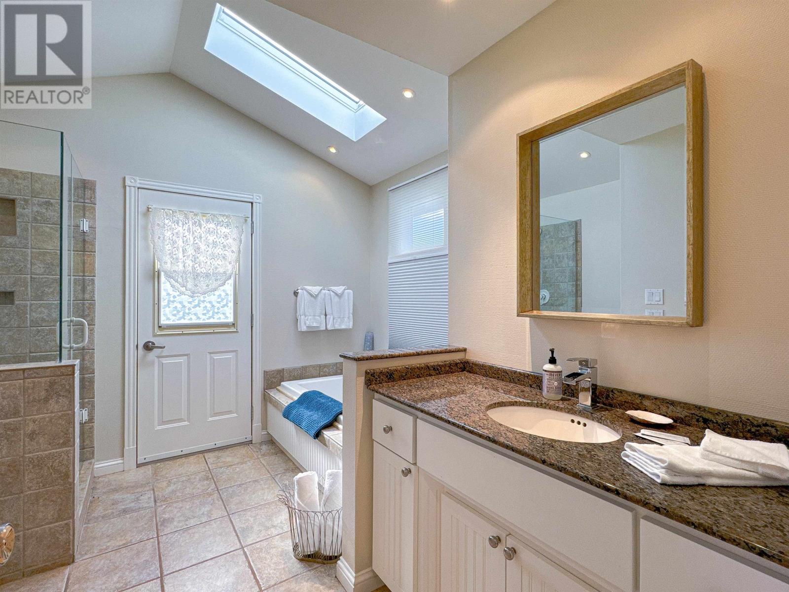 6123 Route 13 Property Photo 45