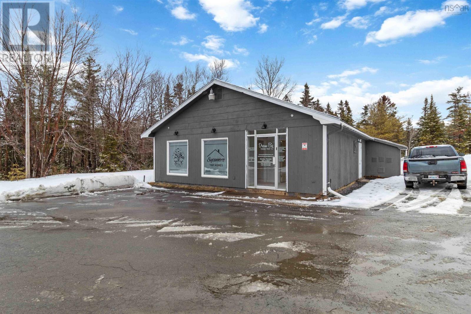 4766 Highway 325 Property Photo 3
