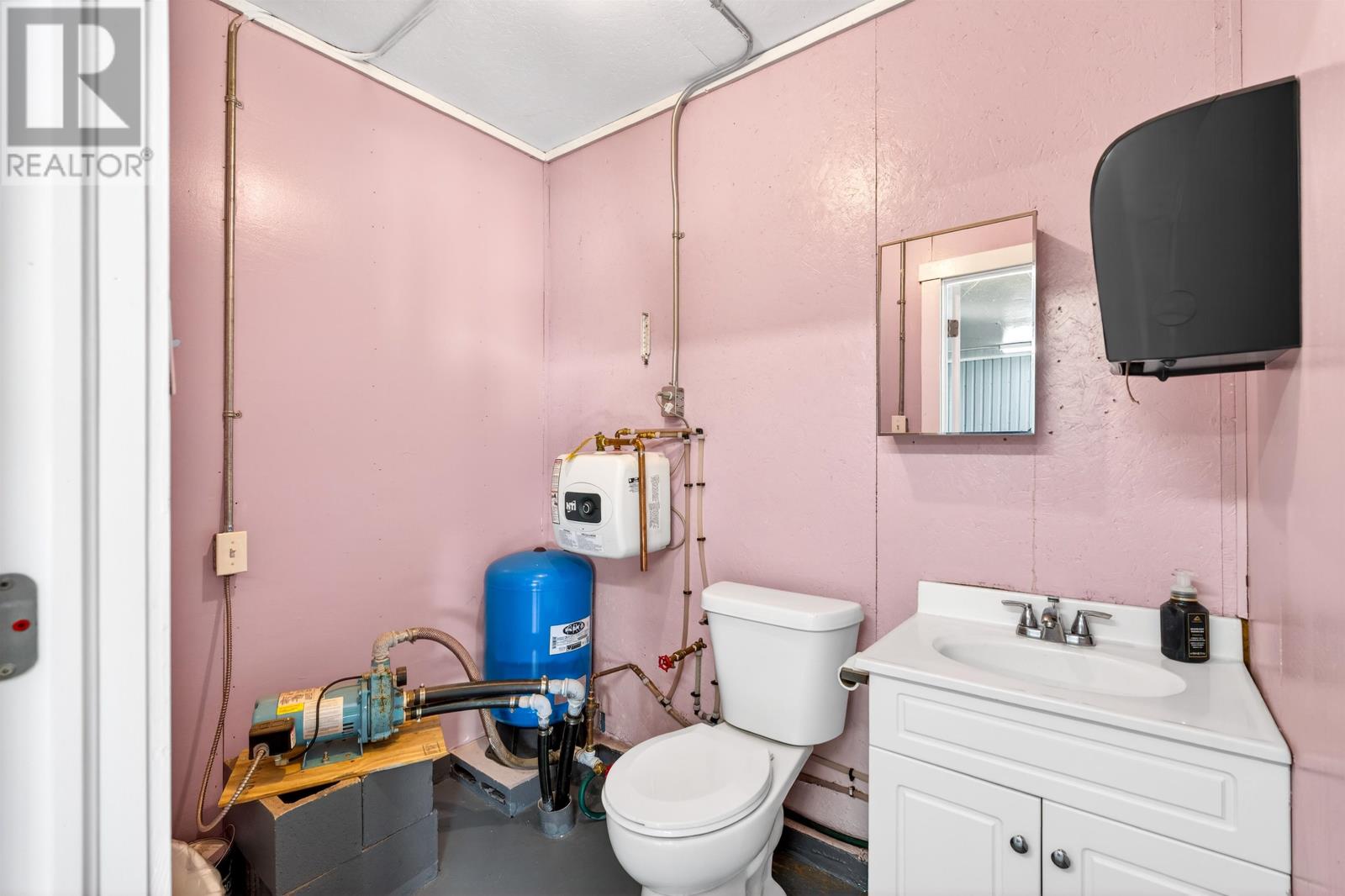 23 Park Avenue Property Photo 28