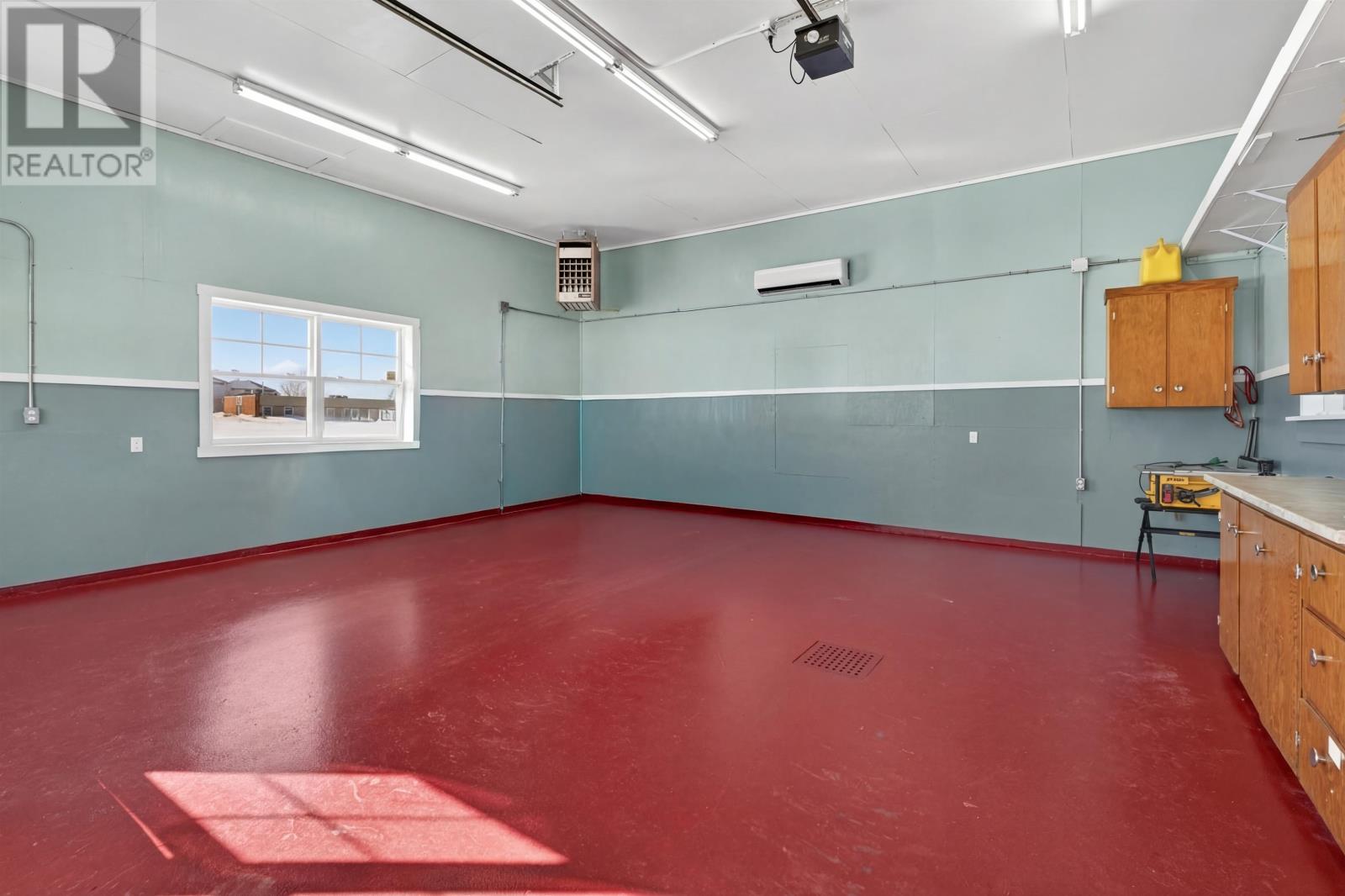 23 Park Avenue Property Photo 32