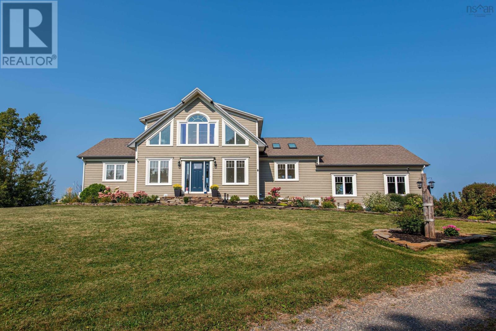 13573 Highway 6 Property Photo 3