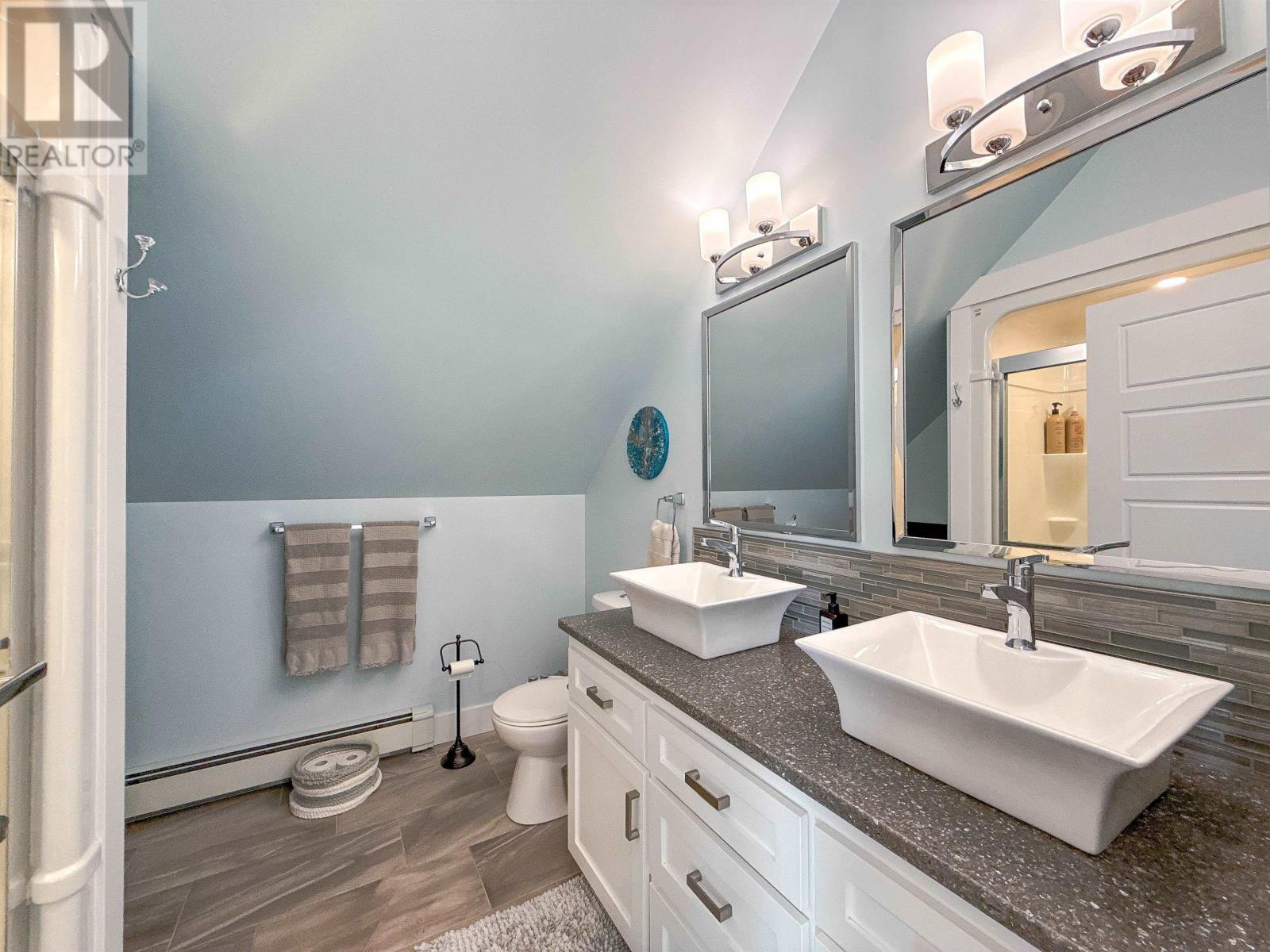 26 Allen Street Property Photo 30