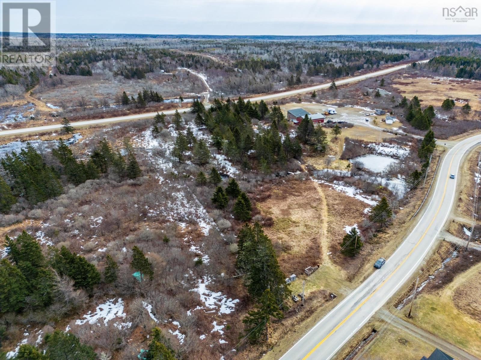 Highway 1 Property Photo 13