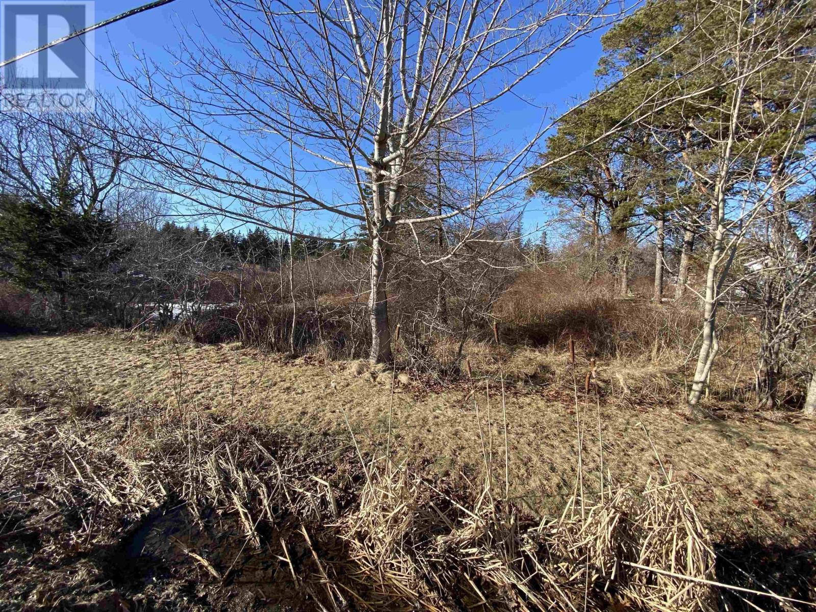3 Highway Property Photo 1