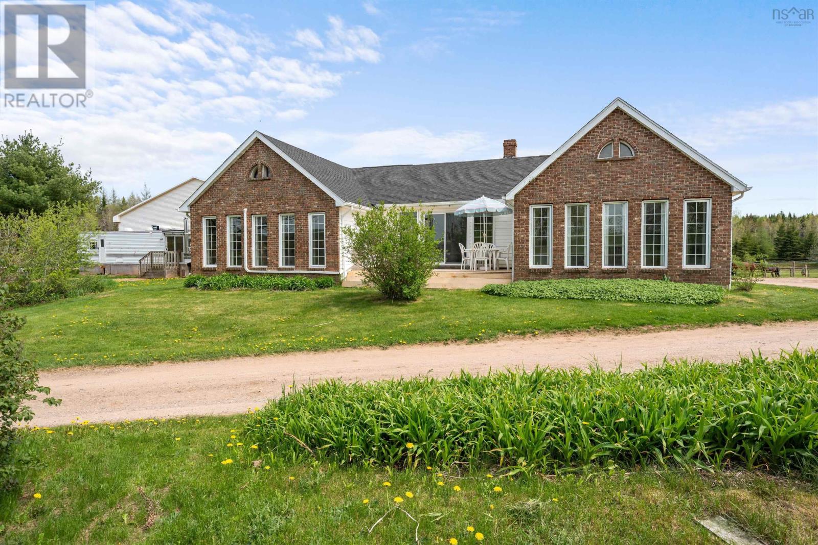 5124 Highway 14 Highway Property Photo 2