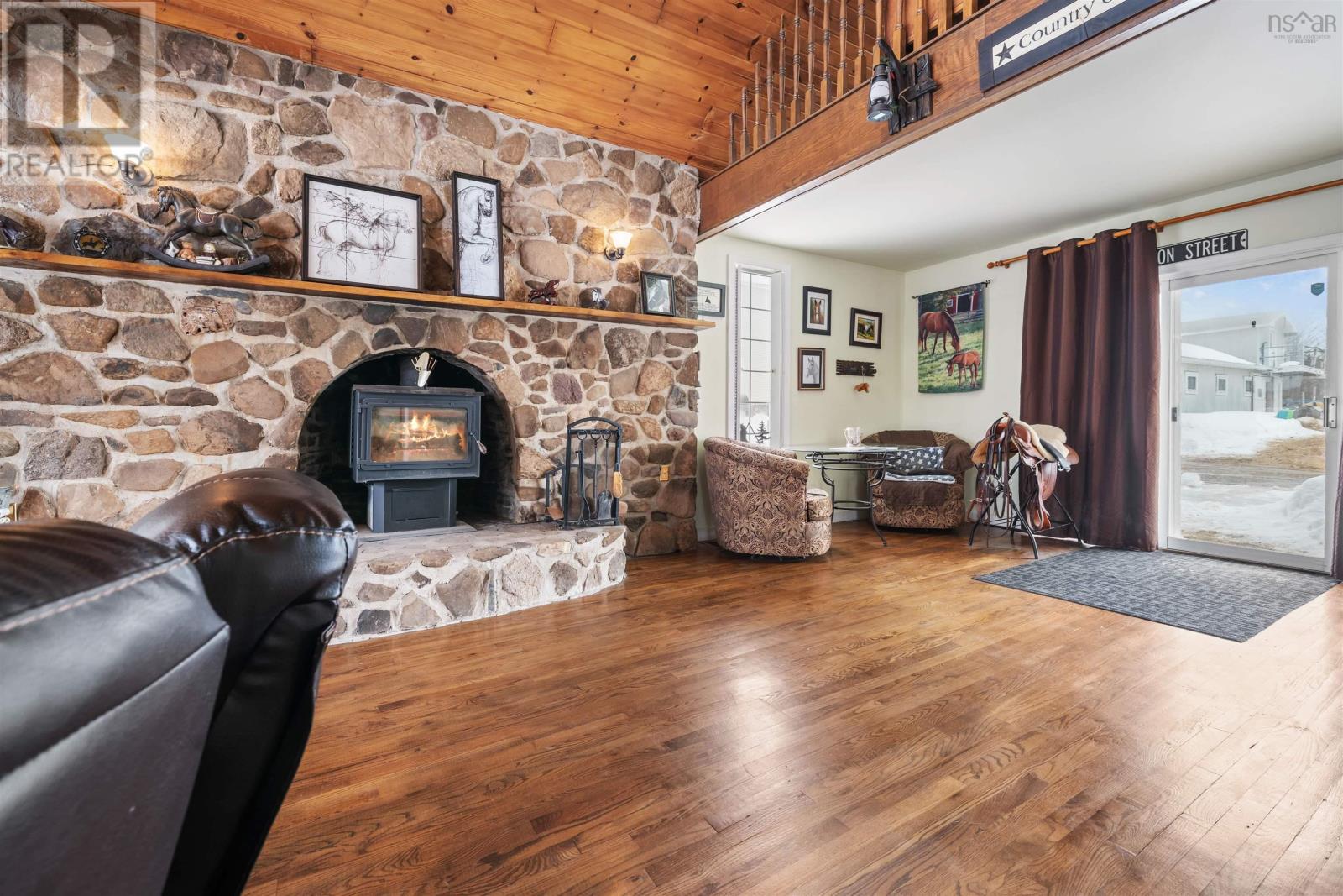 5124 Highway 14 Highway Property Photo 8