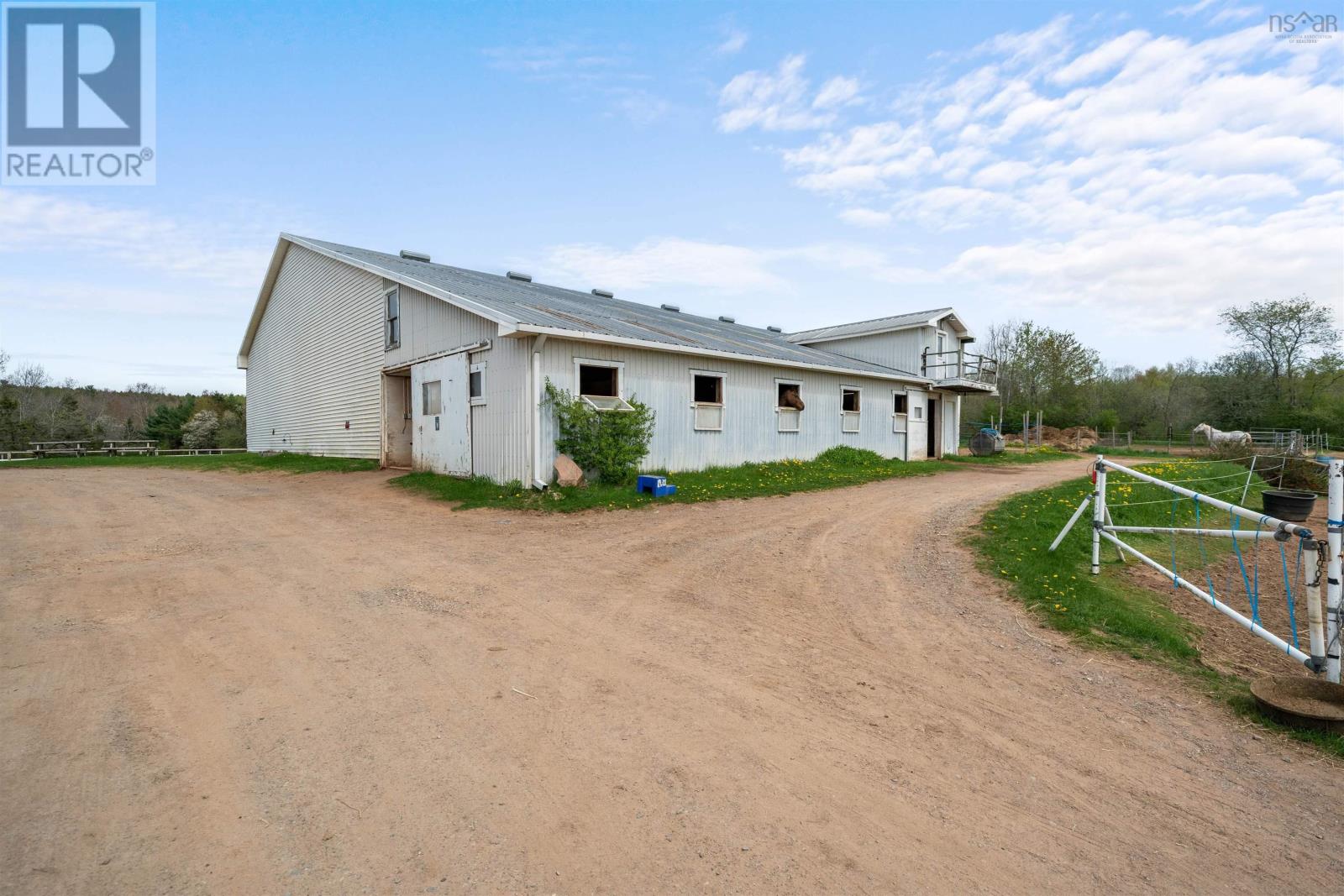 5124 Highway 14 Highway Property Photo 29