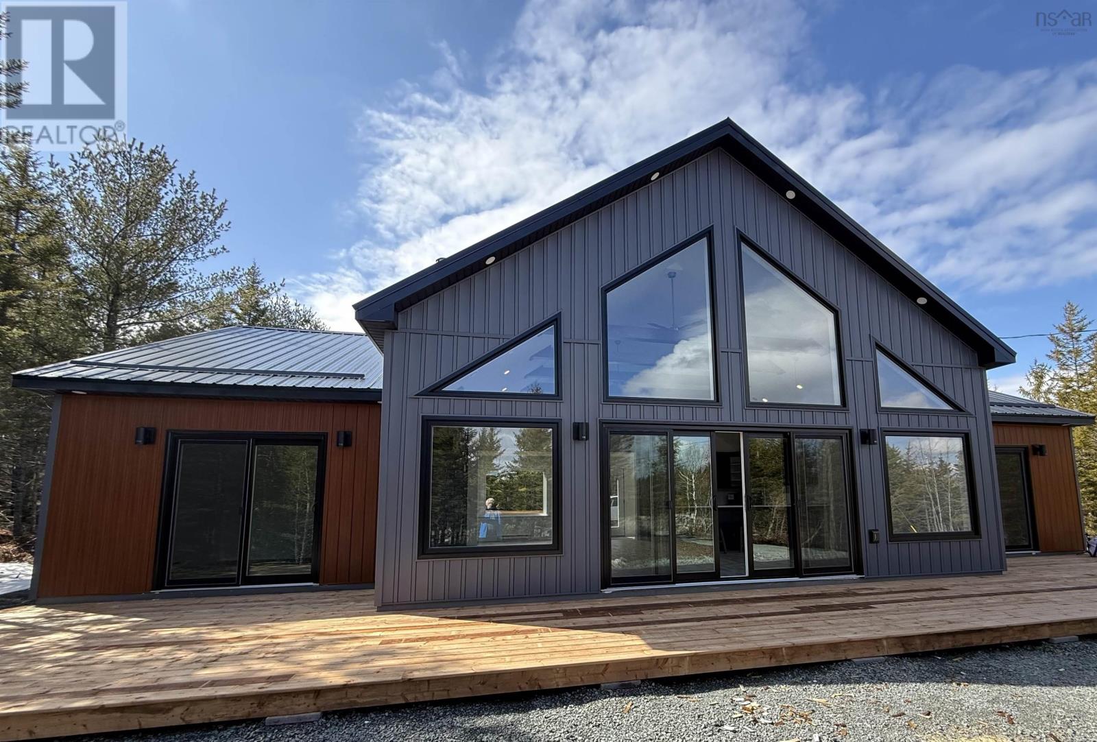 280 423 Nature Drive Property Photo 1