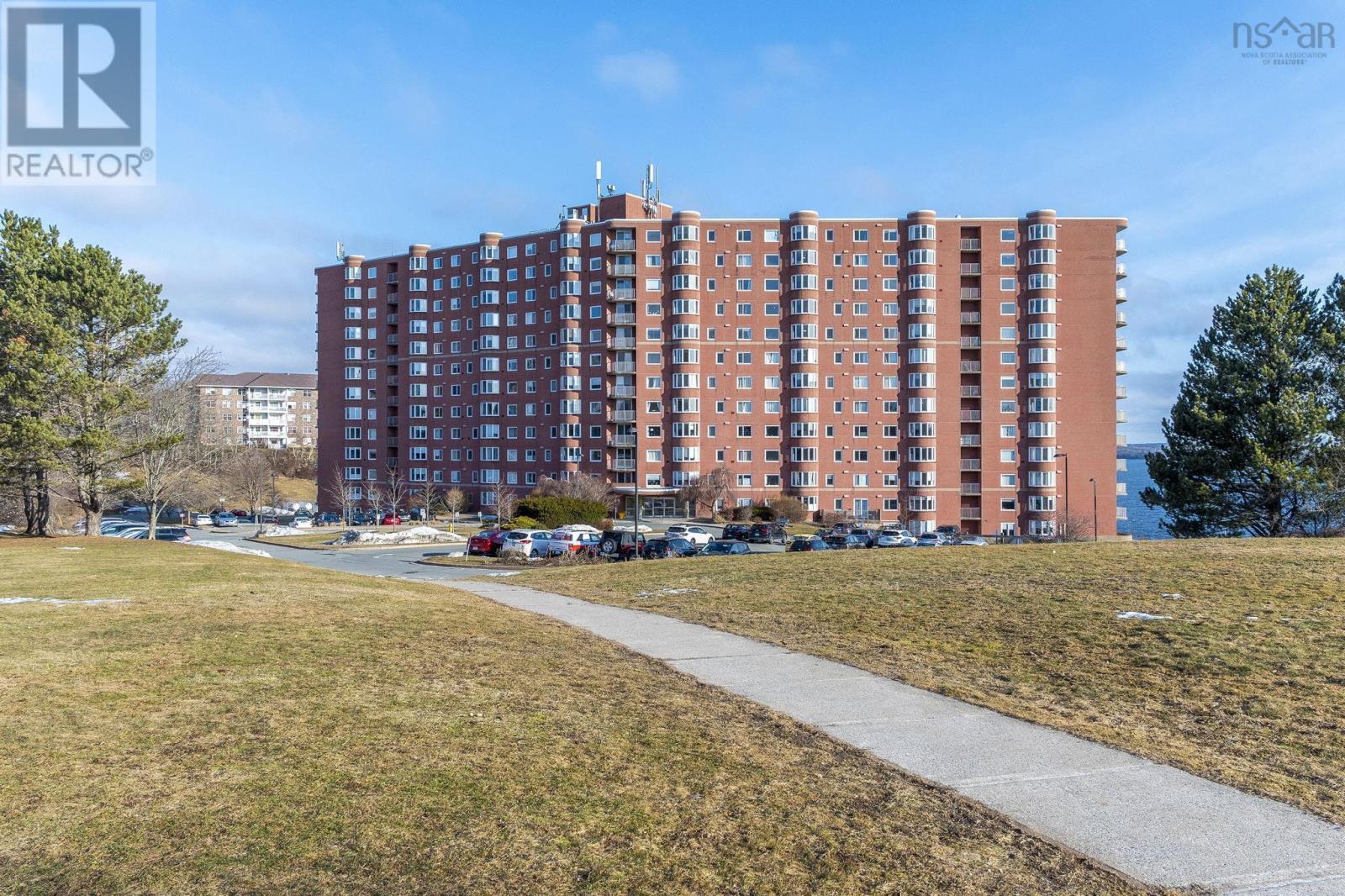 1110 45 Vimy Avenue Property Photo 1